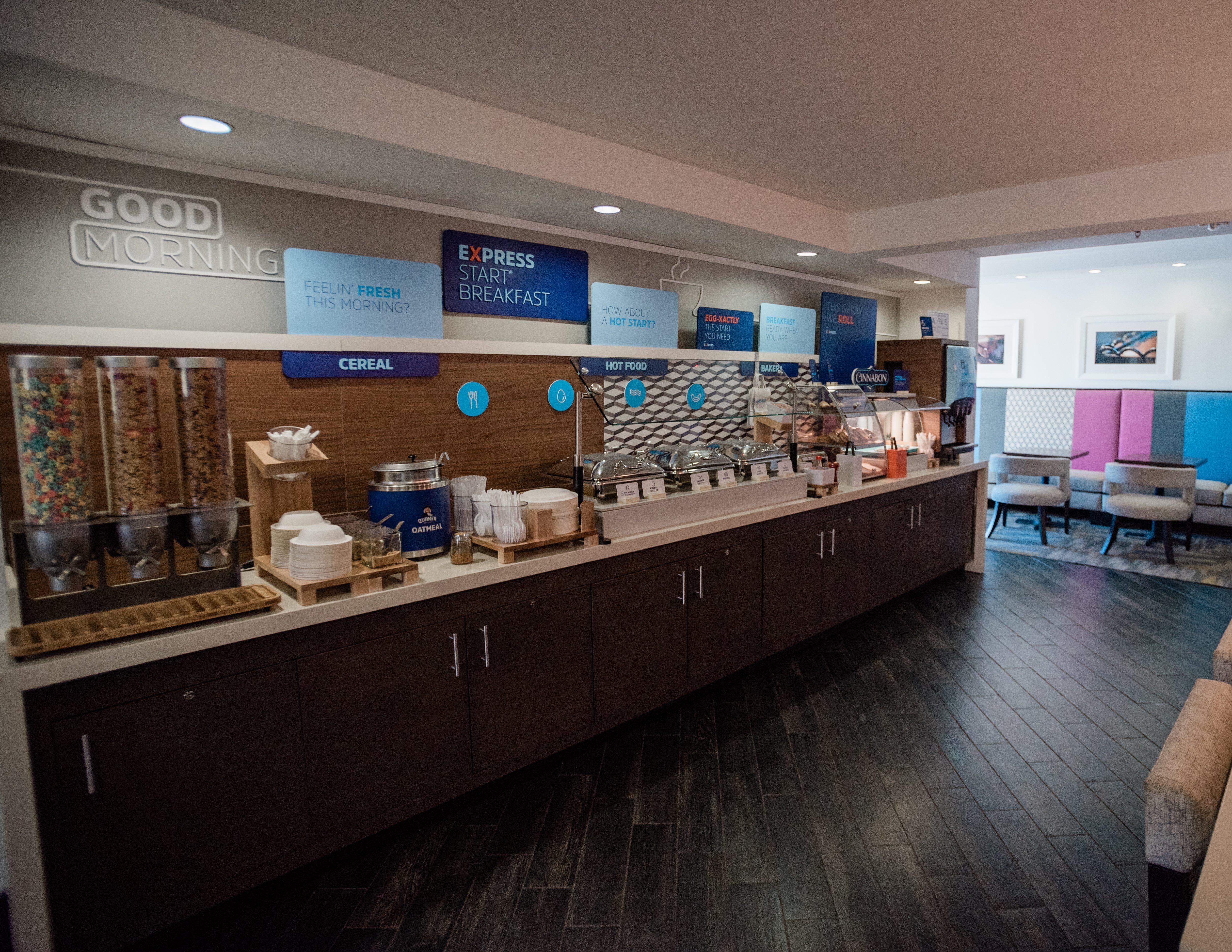 Holiday Inn Express Hickory - Hickory Mart By Ihg Exterior photo