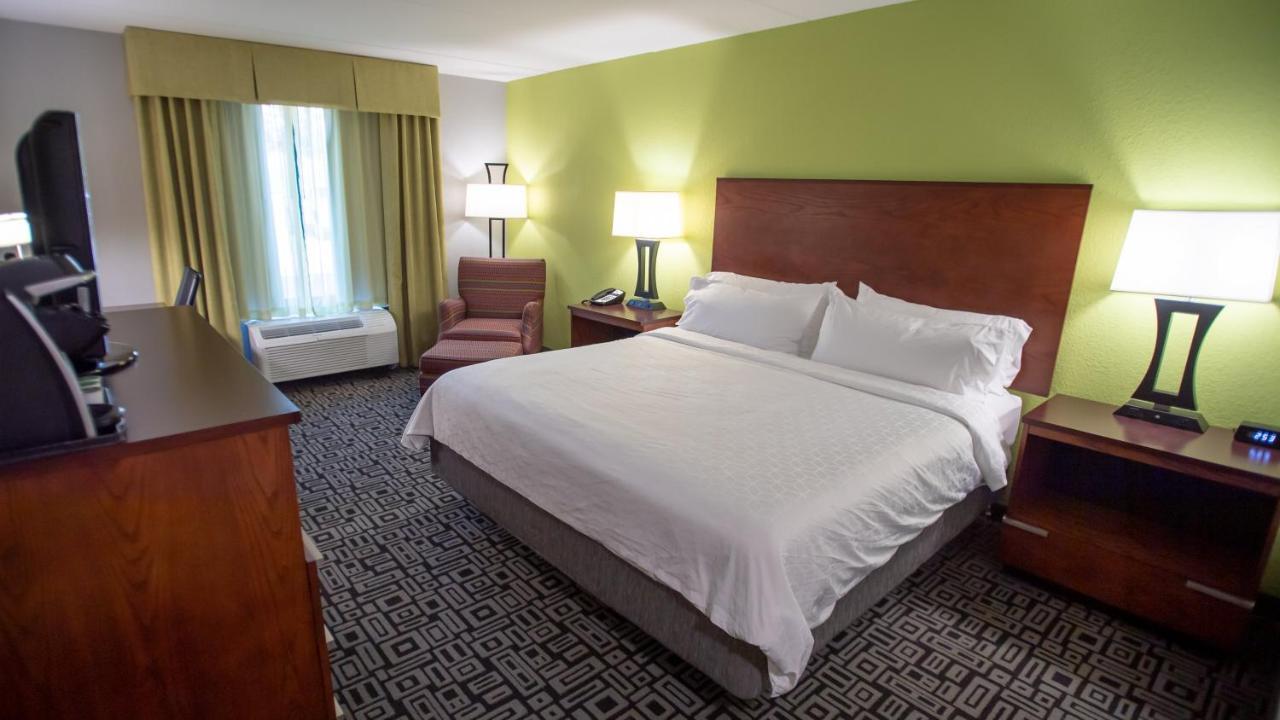 Holiday Inn Express Hickory - Hickory Mart By Ihg Exterior photo